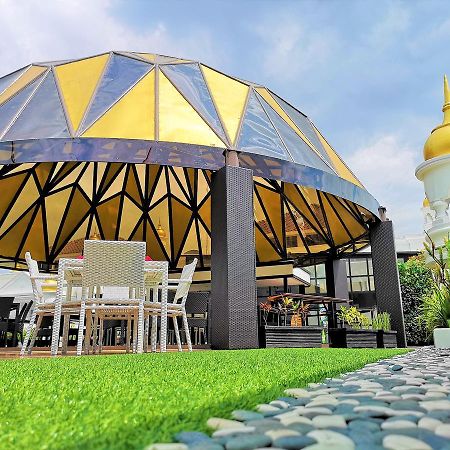 Tara Hotel Yogyakarta Tugu Exteriér fotografie