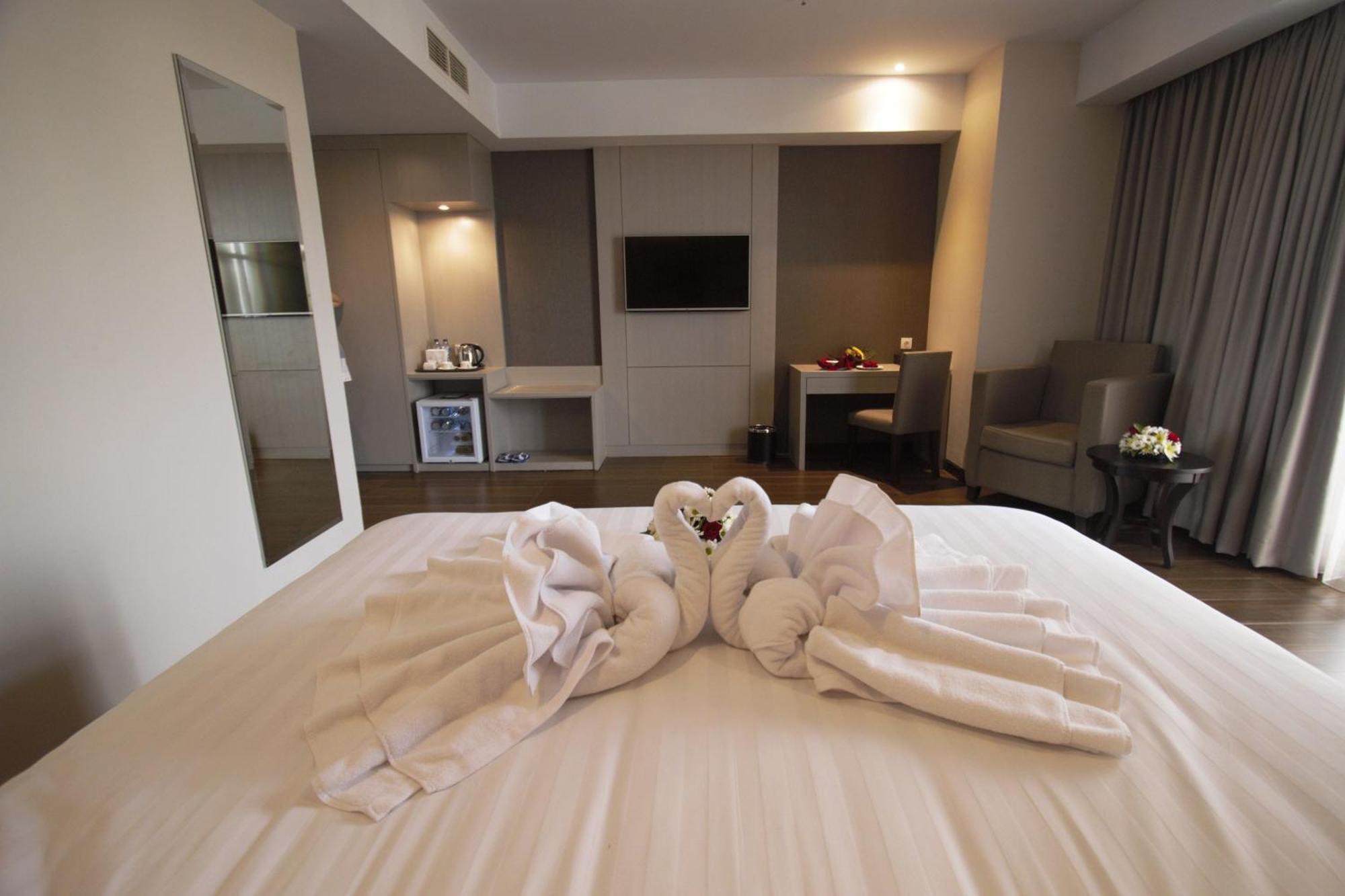 Tara Hotel Yogyakarta Tugu Pokoj fotografie