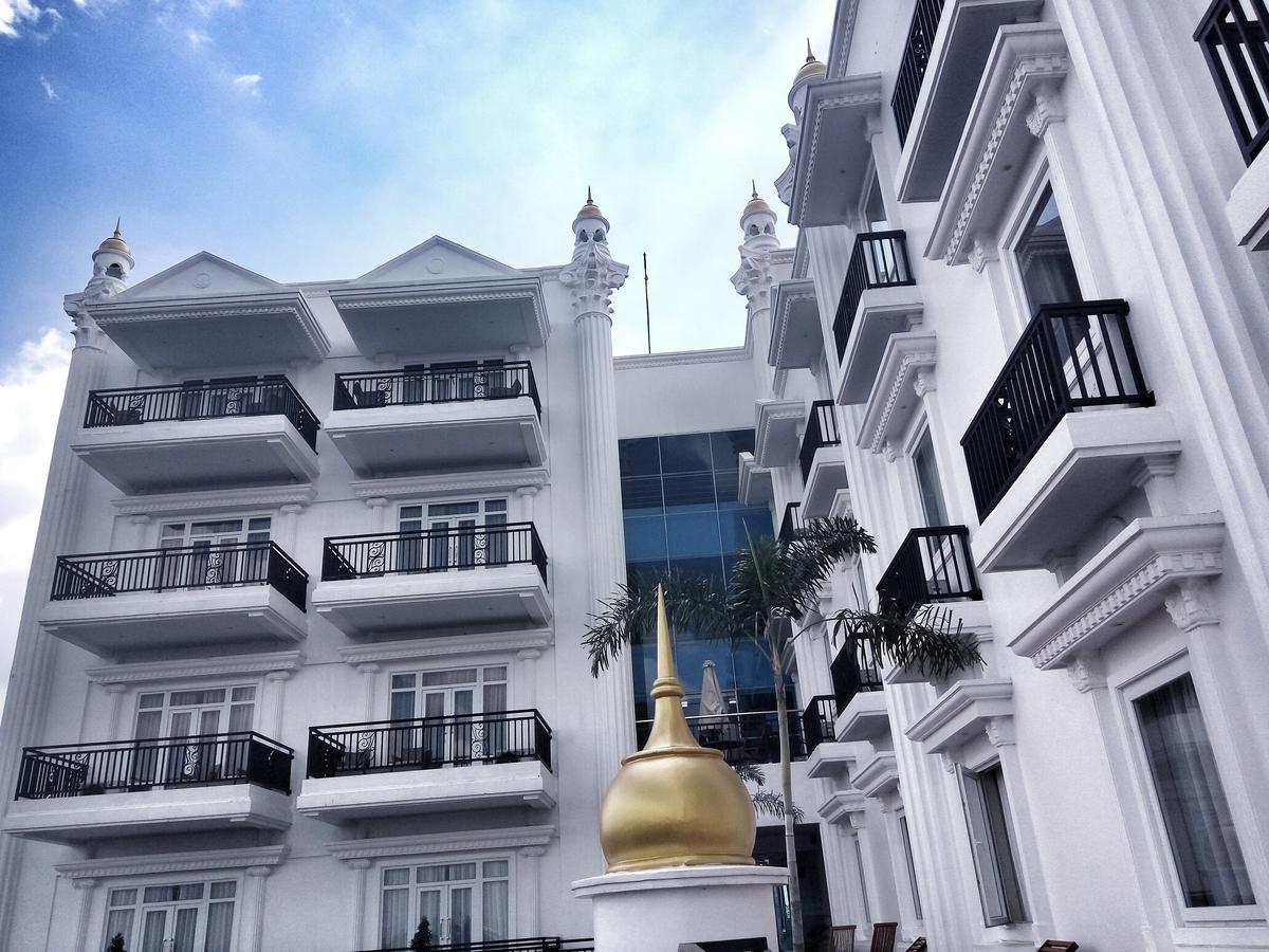 Tara Hotel Yogyakarta Tugu Exteriér fotografie