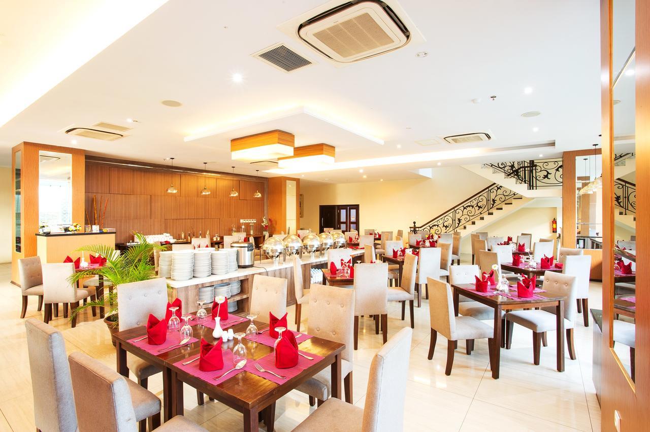 Tara Hotel Yogyakarta Tugu Exteriér fotografie